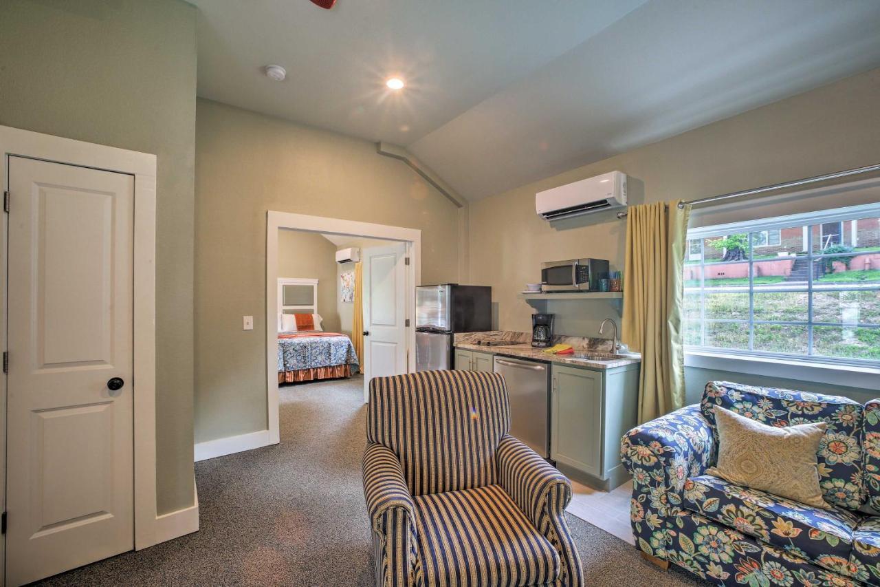 Downtown Branson Cottage With Pool Access! Exteriör bild