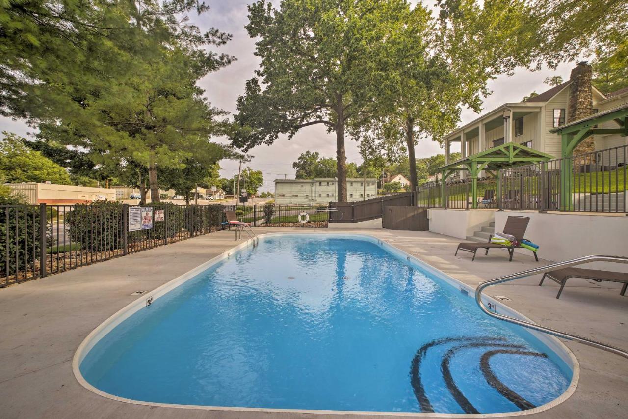Downtown Branson Cottage With Pool Access! Exteriör bild