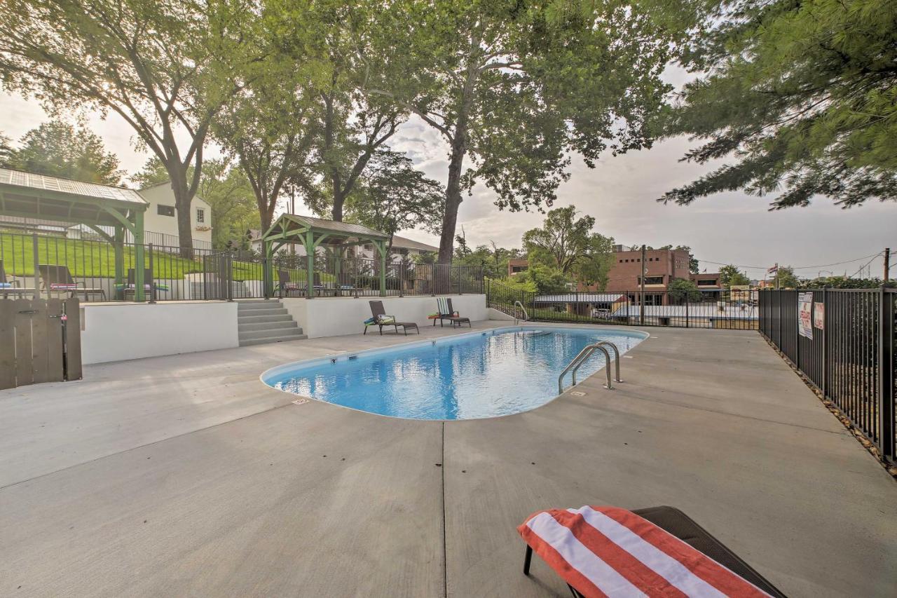 Downtown Branson Cottage With Pool Access! Exteriör bild